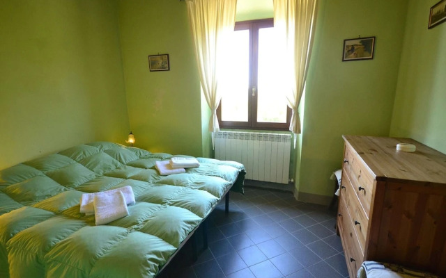 Scenic Apartment With Pool