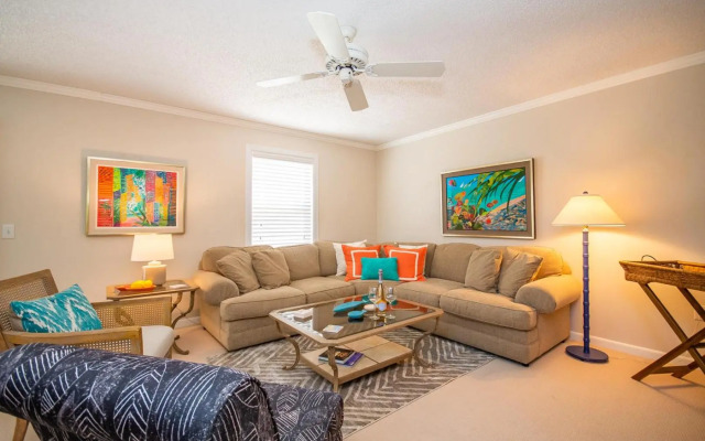 Beach Walk - 6250 Holmes #31