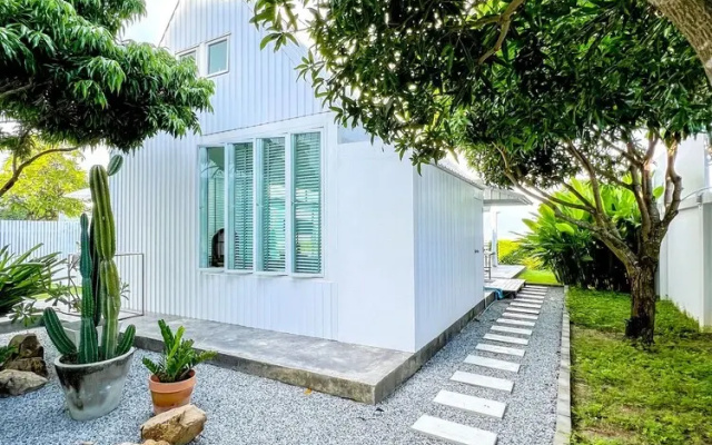 One Villa Samaesarn