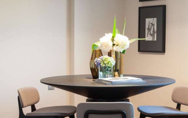 47 Luxury Suites