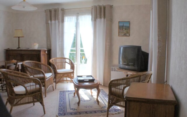 Pertuade - Mas de vacances en location avec piscine privée - Luberon -