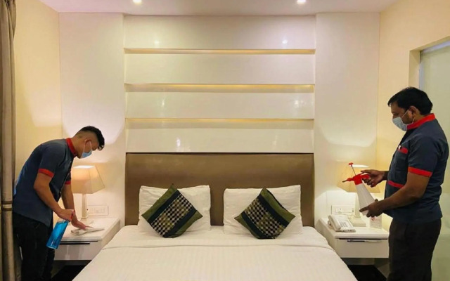 OYO 2637 Hotel Picasso Prive