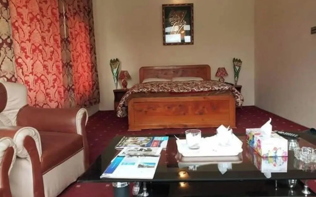 Hotel Mashabrum