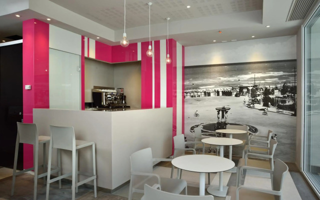 Embassy Hotel & SPA