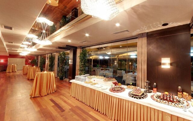 Tirana International Hotel & Conference Centre