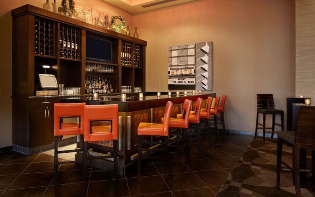Archer Hotel Falls Church
