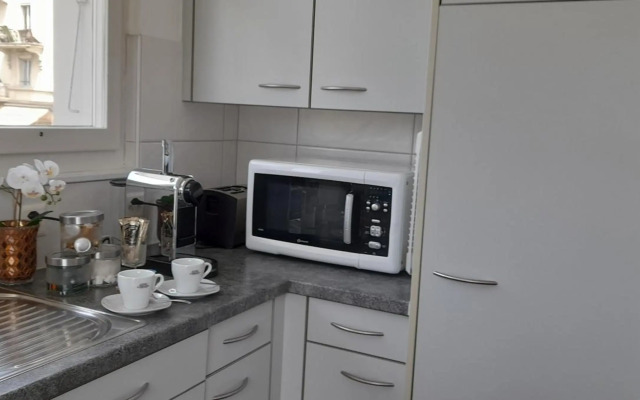 Bahnhof West Apartments