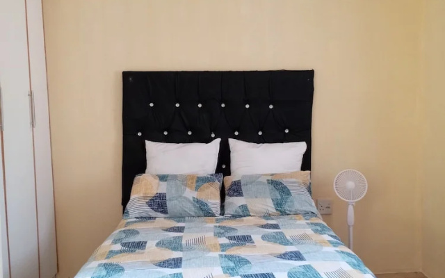 Zone 4 Motel and spa