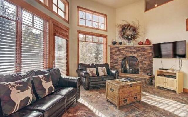 18 Autumn Brook Condo