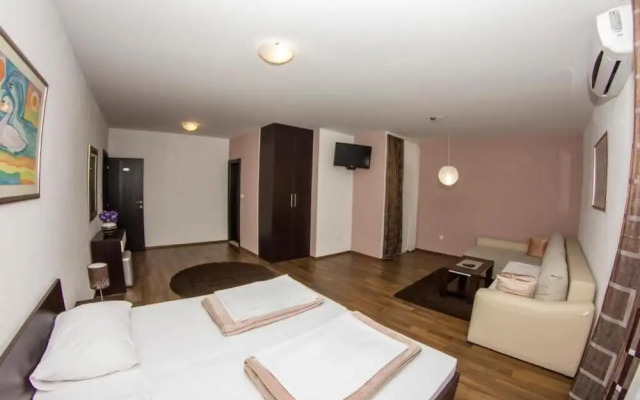Hotel Storia