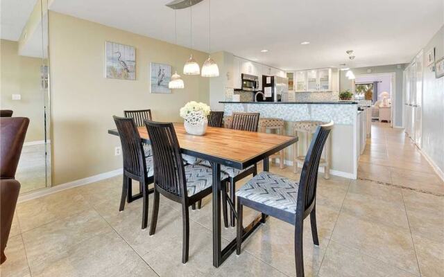 Windjammer 105 - Three Bedroom Condo