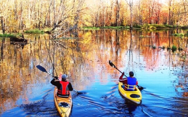 Cedars of Lake Eugenia - Cottage Resort