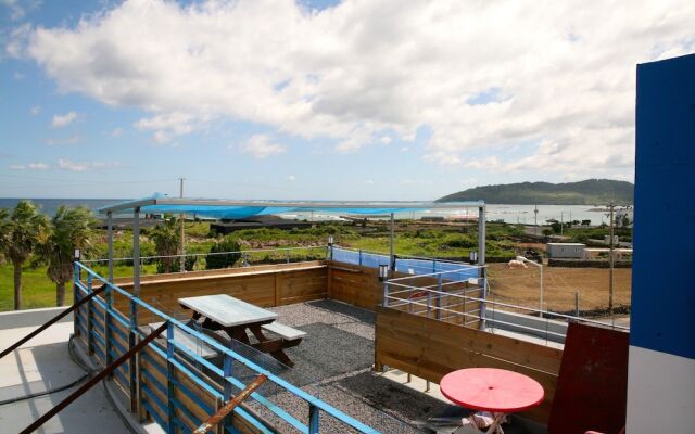 Blue Sea Guesthouse - Hostel