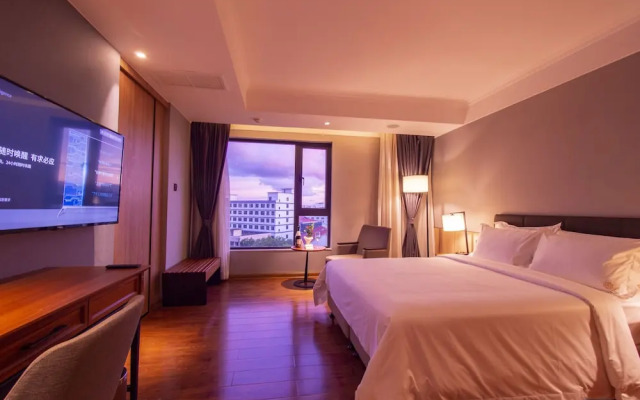 Prince Hotel
