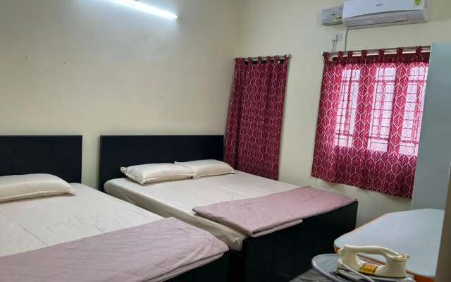 Home to explore Food, History & Shopping