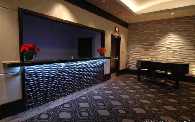 Delta Hotels by Marriott Edmonton Centre Suites