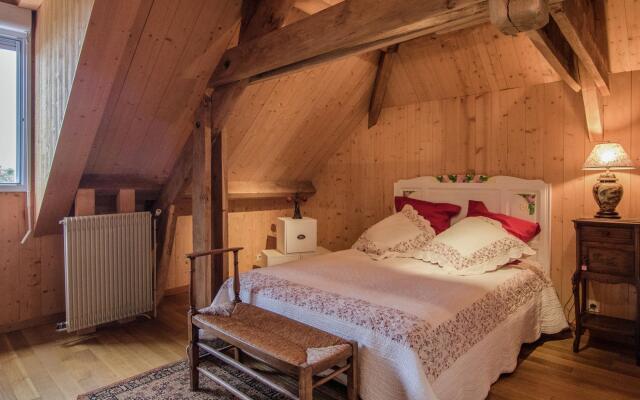 Cozy Villa in Saint-bonnet-la-rivière With Swimming Pool