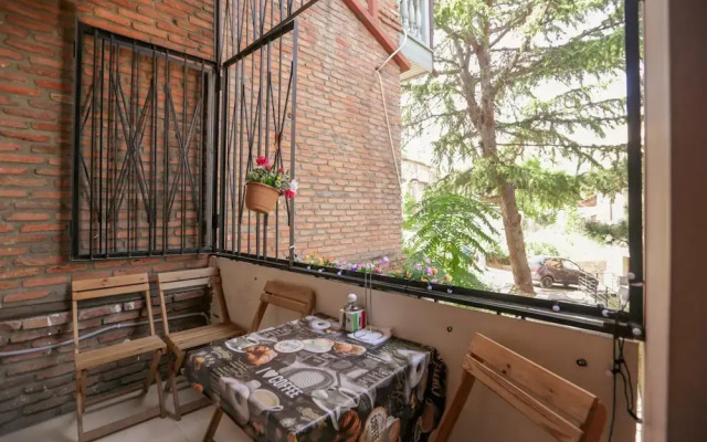 Apartment near Art Cafe Home