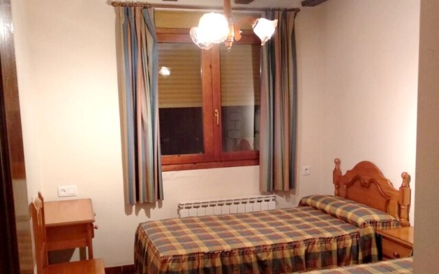 Apartment With 2 Bedrooms in Guadalaviar, With Wonderful Mountain View