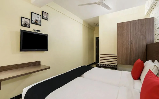 Oyo 11563 Shiva Grand Inn