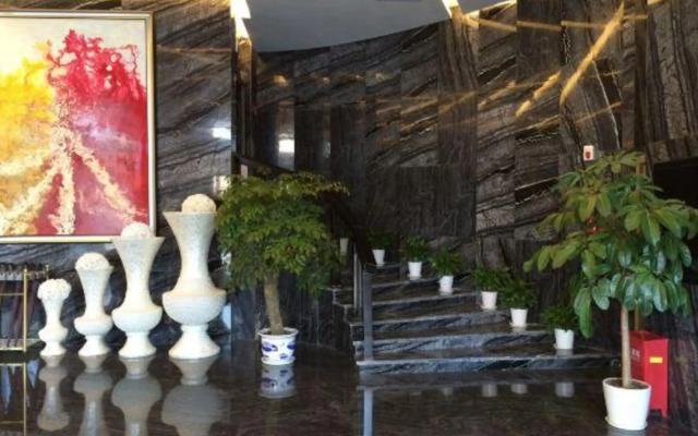 Chenlong 168 Hotel (Huaihua Hexi Branch)