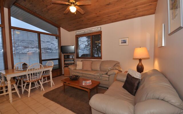 Seclusion Bay Resort