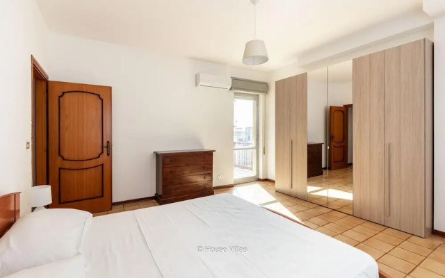Iris Apartment in Noto