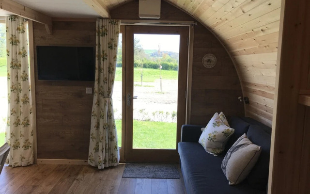 Orchard Glamping - Apartment Pod - Blossom