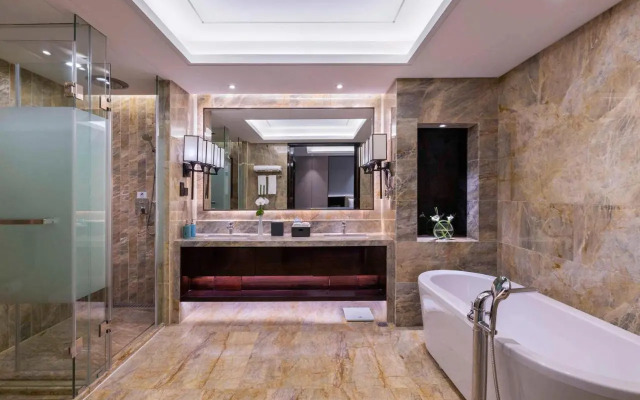 Novotel Kunshan Yangcheng Lake