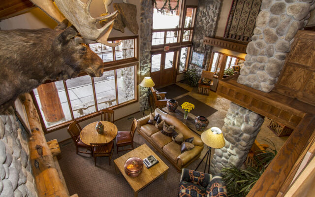 River Rock Lodge