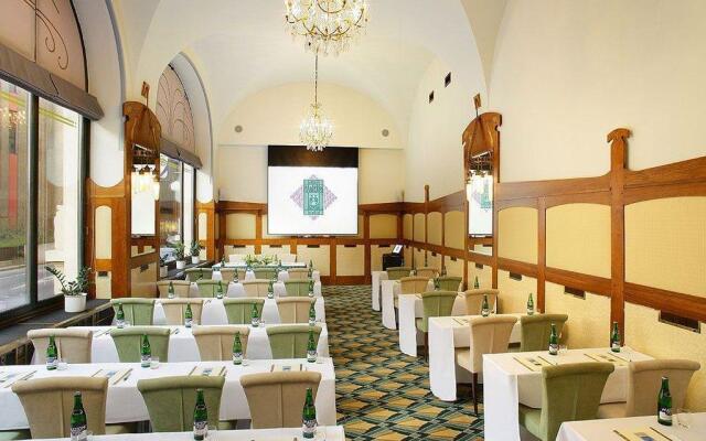 Hotel Paris Prague