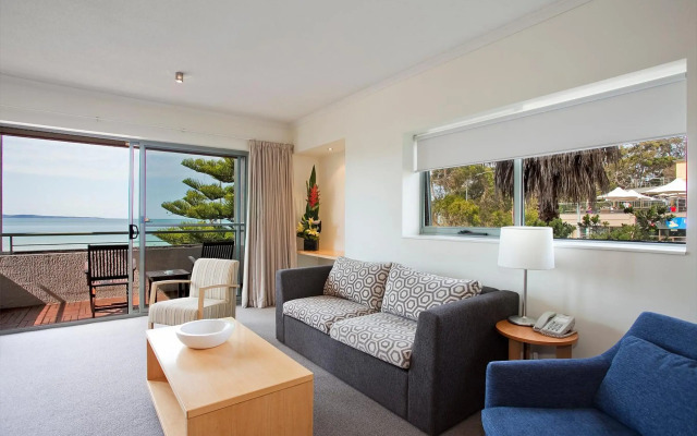Cumberland Lorne Resort
