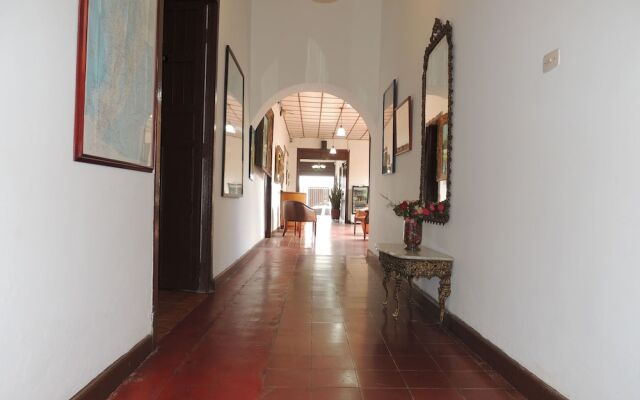 Hotel Real