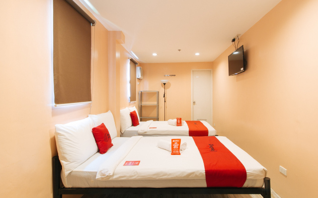 RedDoorz @ Hotel Rosemarie