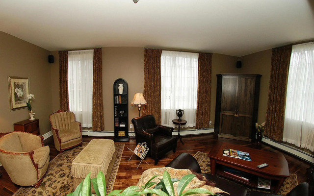 Spanish Bay Inn, CANADA