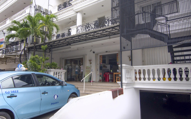OYO 3733 Guntur 40 Residence
