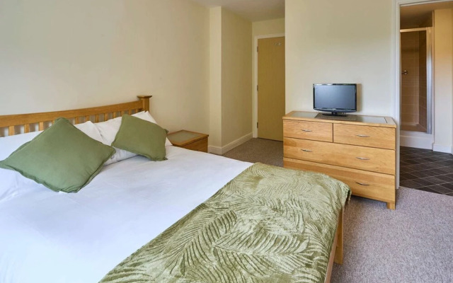 Host Stay Newport House Apartment