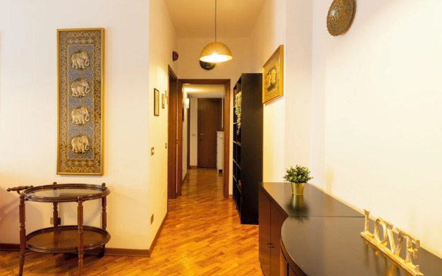 notaMi - Trendy Corner Fashion District