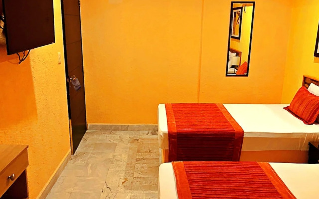 Hotel Versalles Suites