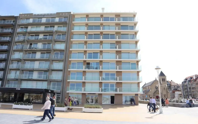 Apartment in Nieuwpoort by the Beach
