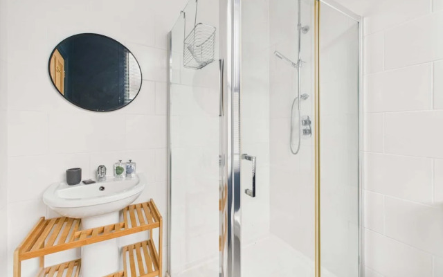 Host Stay Salty Place