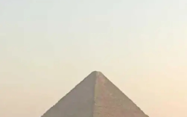Happy day pyramids view