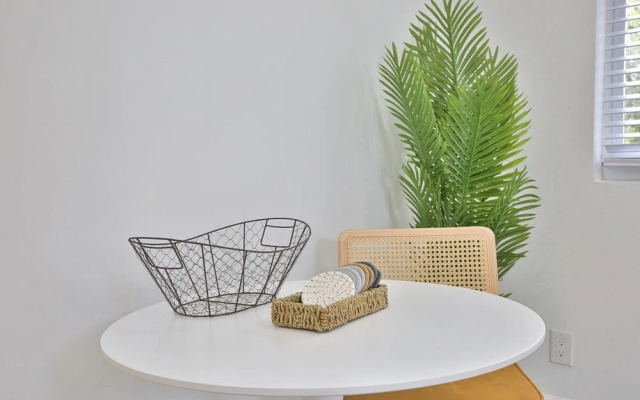 Walkable to Downtown - Casita 1