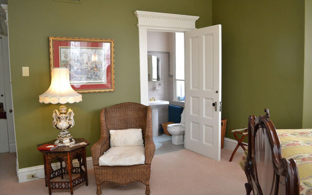 The Grand Anne Bed & Breakfast