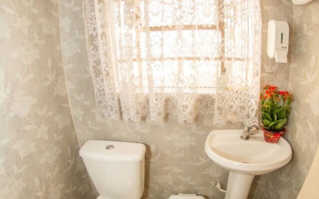 OBA 16 - QUARTO PRIVATIVO no BAIRRO DA LIBERDADE