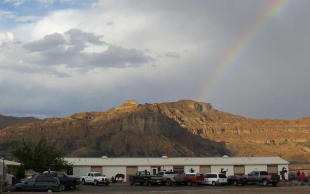 High Desert Lodge