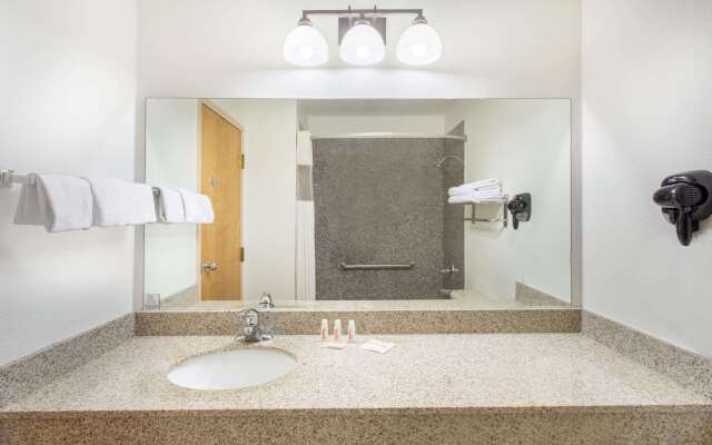 Ramada by Wyndham St George