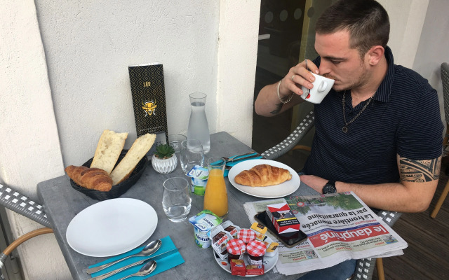 Hotel du Rhone Seyssel