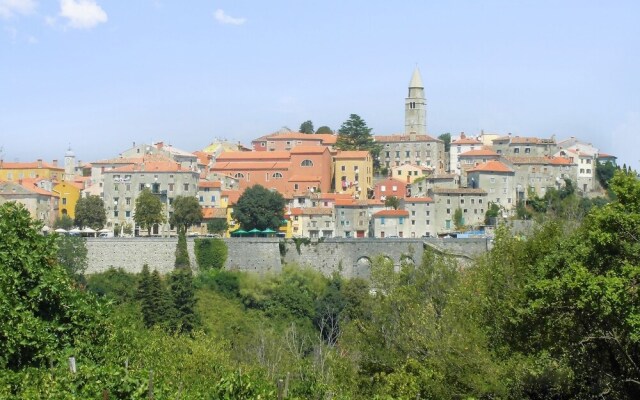 Two-bedroom Apartment in Rabac, Istria, With Balcony, Sea-view, Privat