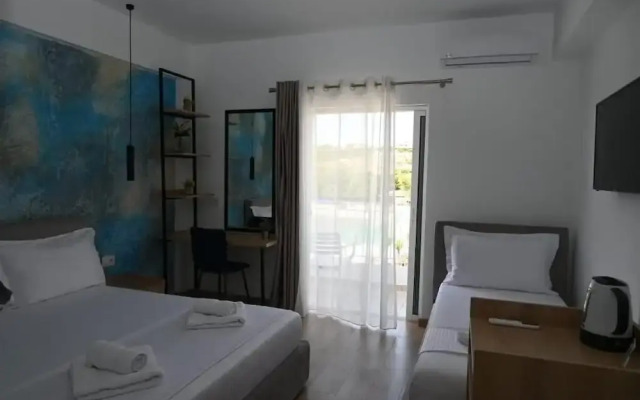EMAR Beachfront Hotel Ksamil